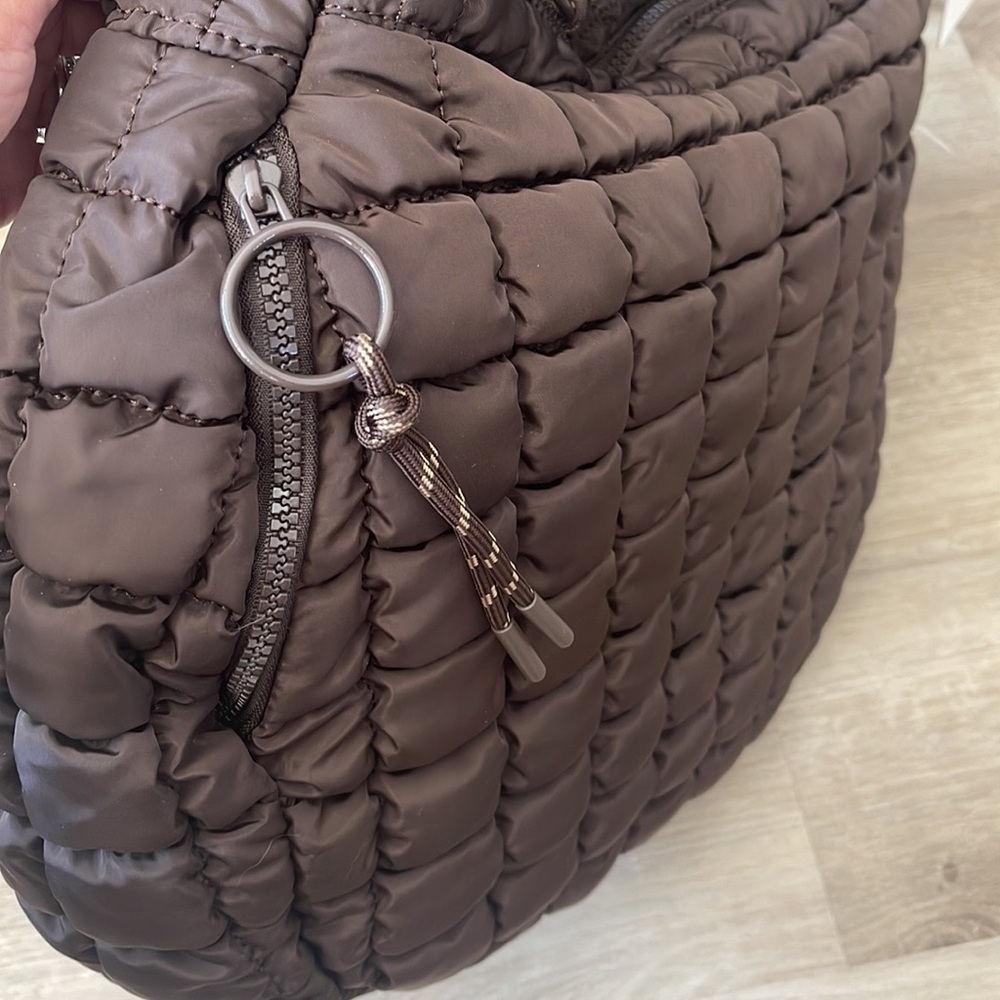 Urban Fit by Urban Expressions Quilted Puffer Hobo Carry All Tote in Brown - Picture 5 of 14